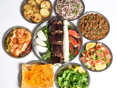 Zırhta Patlıcanlı Kebap